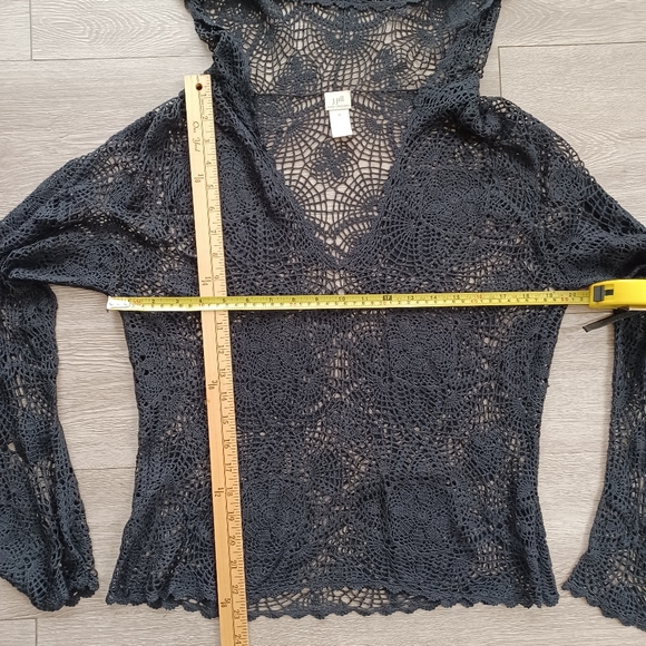 J Jill Hand Crochet 100% Silk Black Long Sleeve Hooded Pullover Top Size M - Picture 7 of 8